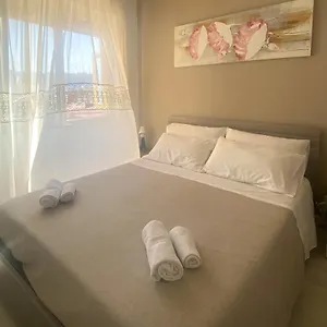 https://apt-da-grazia-napoli.hotels-amalfi.com