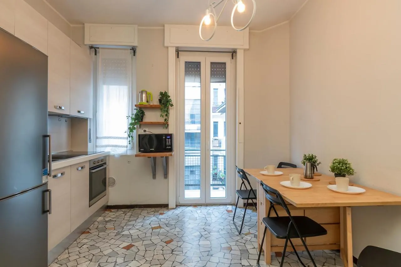Renovated Apartment Close To Central Station Ponte Seveso 42 Milan